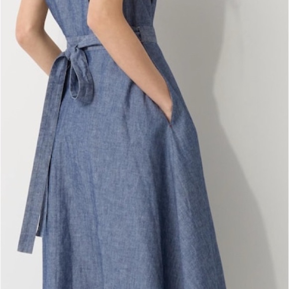 Uniqlo x IDLF last collaboration Elegant Blue Sleeveless wrap Dress - Picture 4 of 9